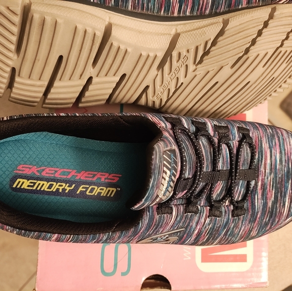 Skechers Flex Slip On Shoes - Picture 2 of 5